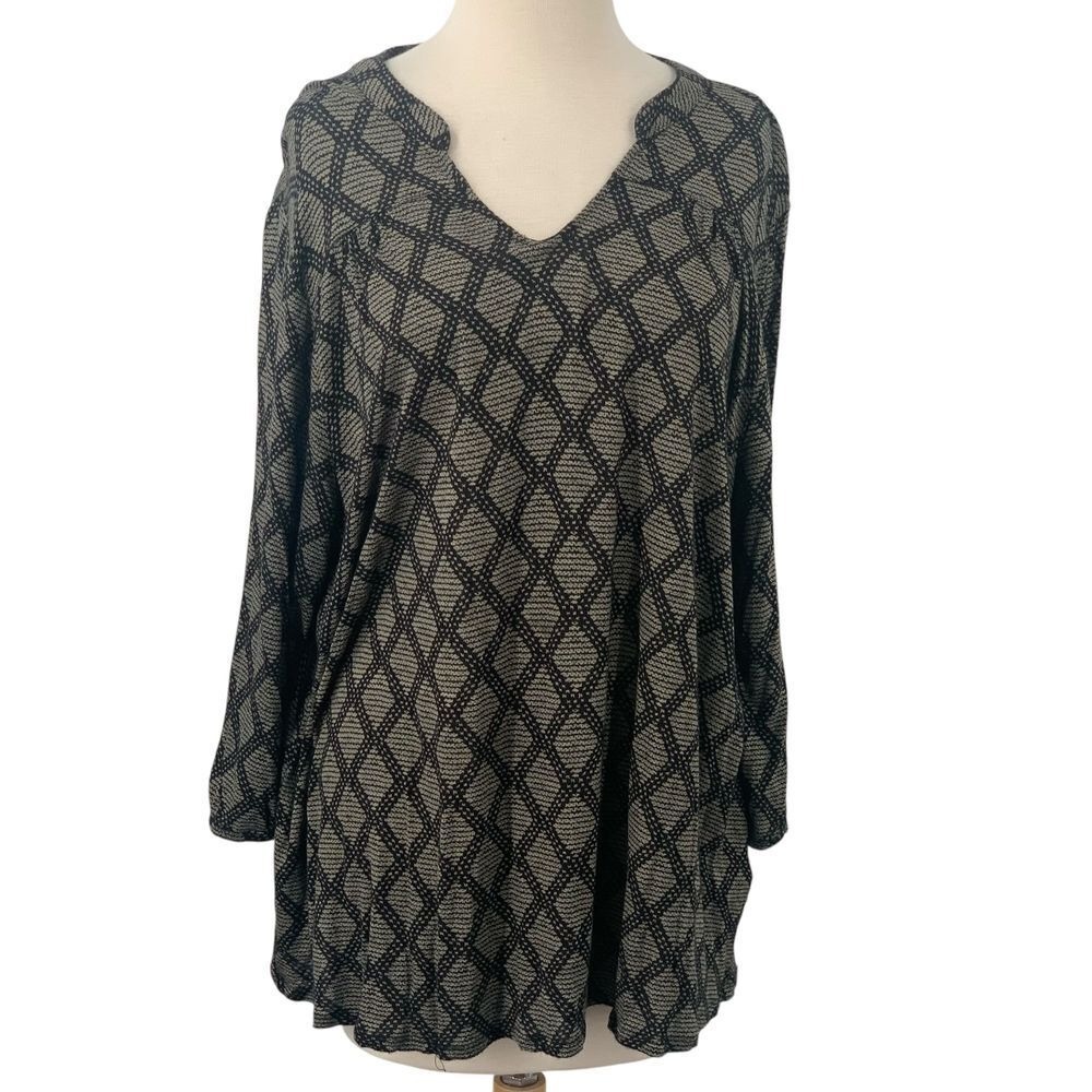 Lucky Brand Women's Long Sleeve V-Neck Diamond Pattern Tunic Top Black/Gray 3X